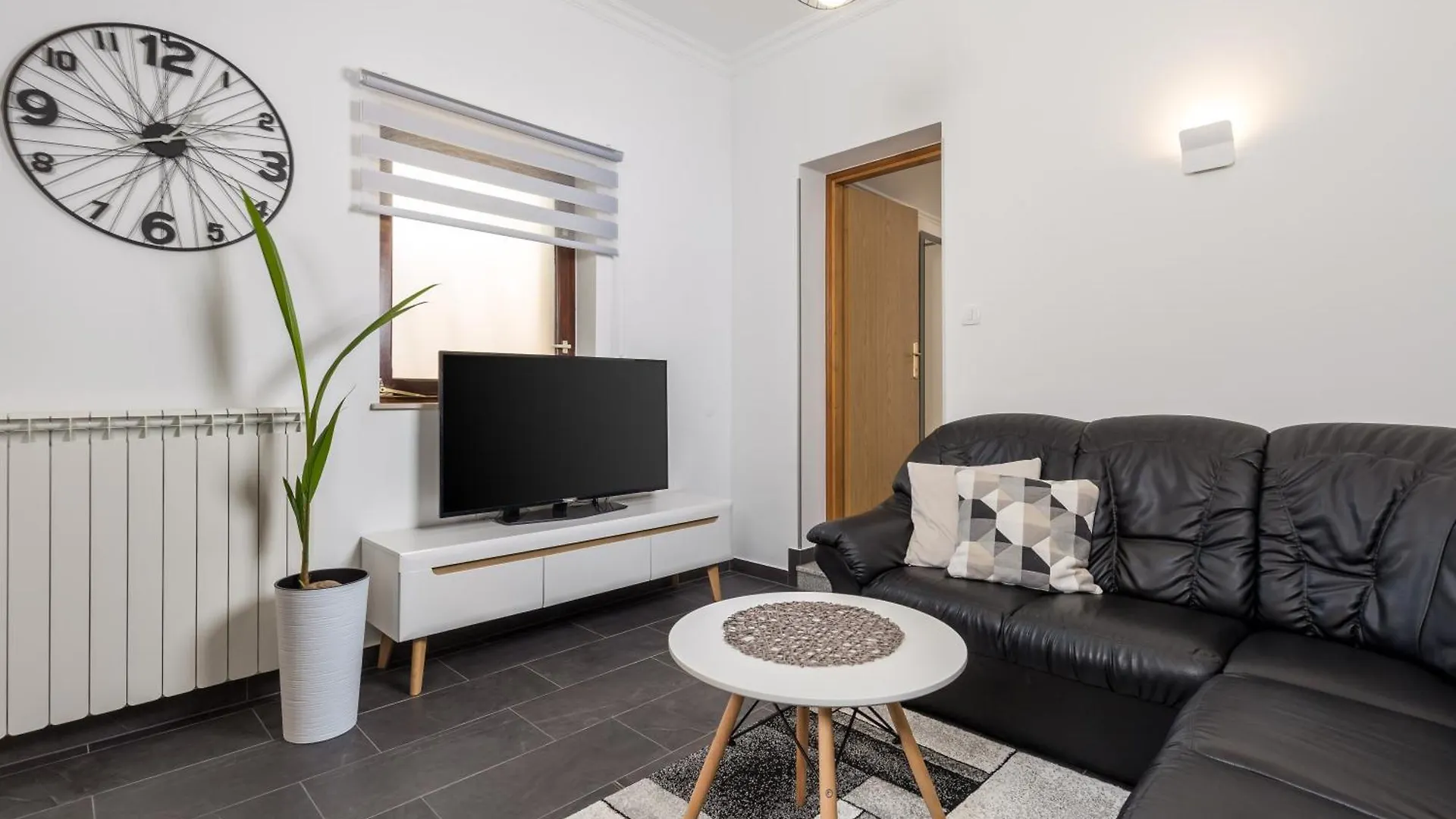 ***  Guest House Deskovic Mošćenička Draga 克罗地亚